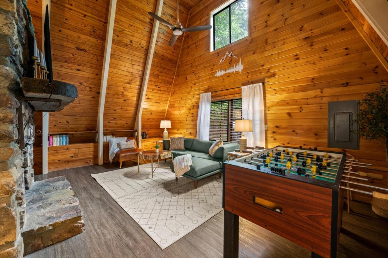 Сasa de vacaciones Sugar Bear With Hot Tub And Fire Pit